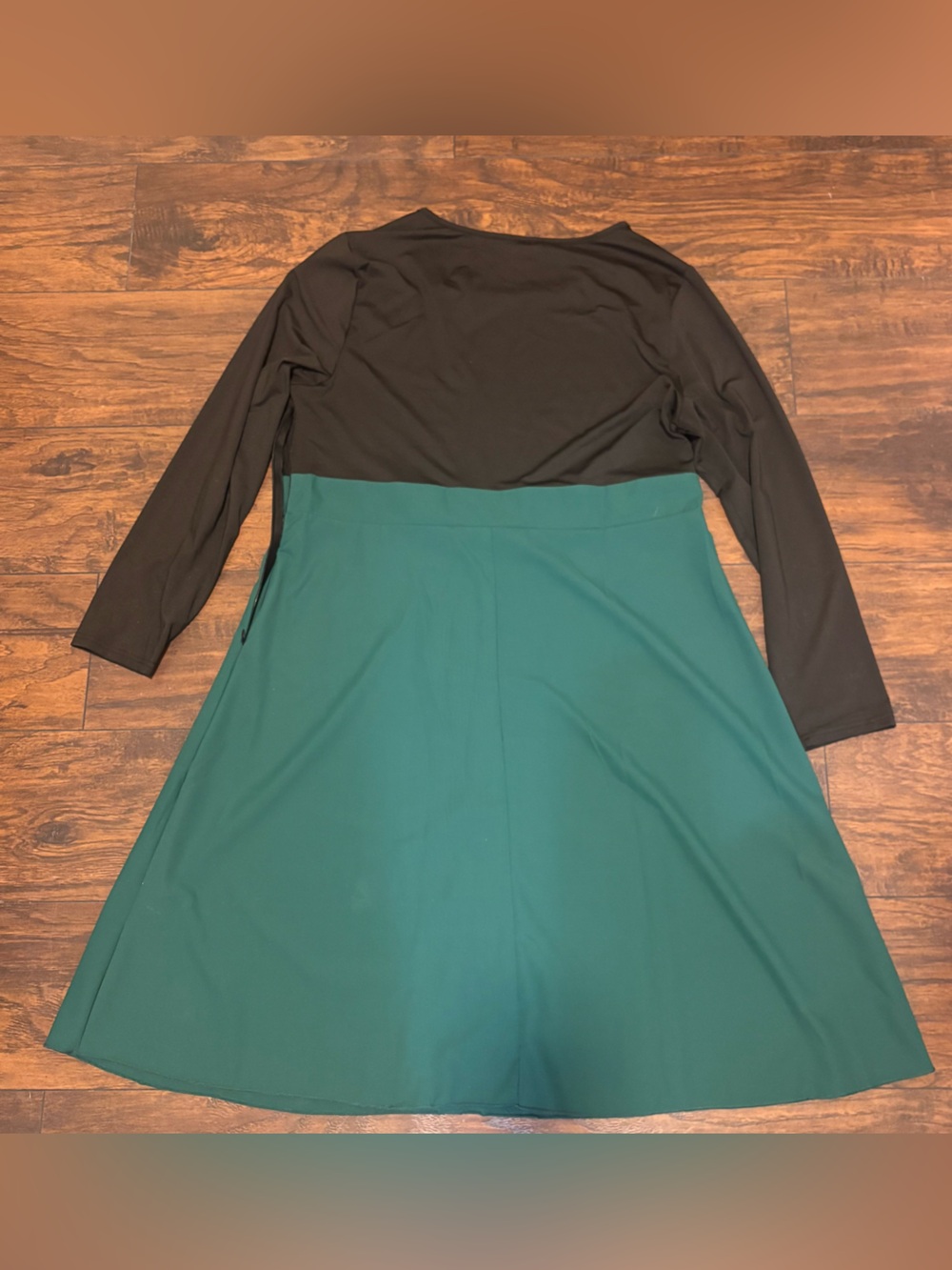SHEIN Curve Colorblock Long Sleeve Midi Dress Forest Green & Black 3XL - Picture 5 of 9